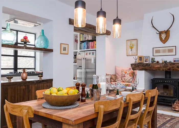 Casa Higueras 3*